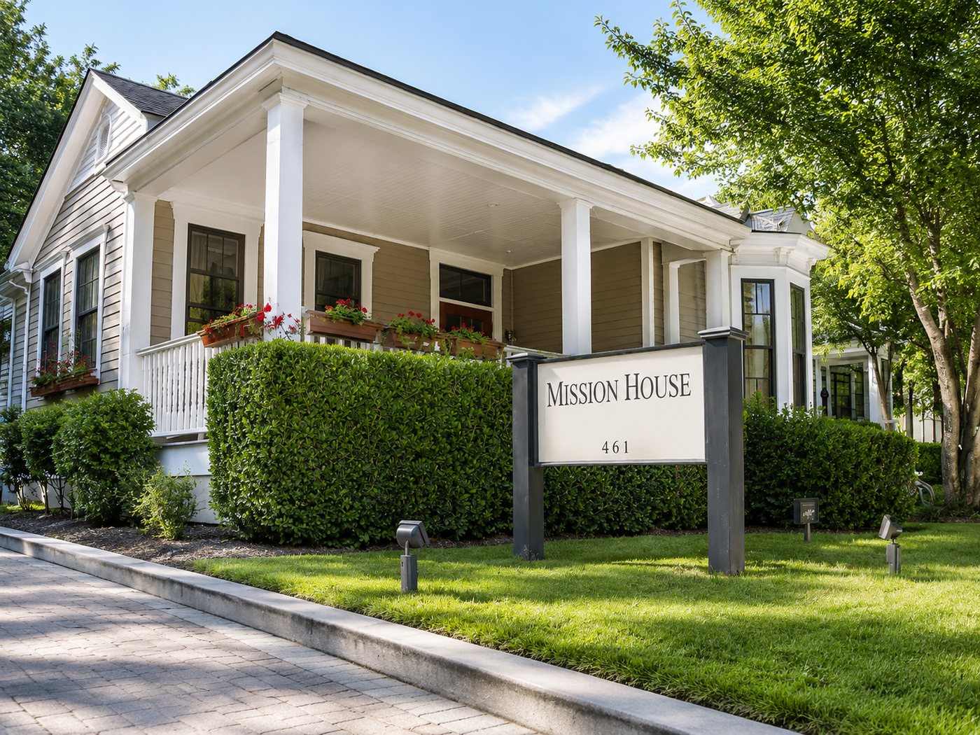 The Mission House by day, South Court Street